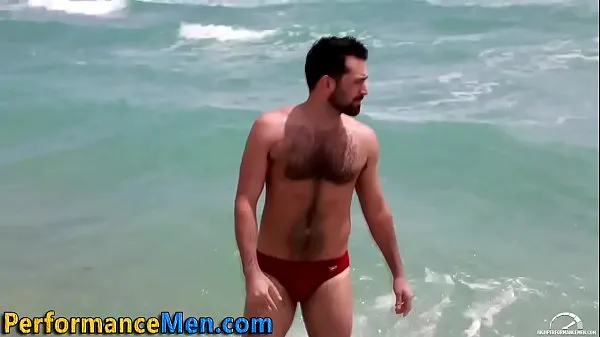 Solo macho bear cums hard Video ấm áp hấp dẫn