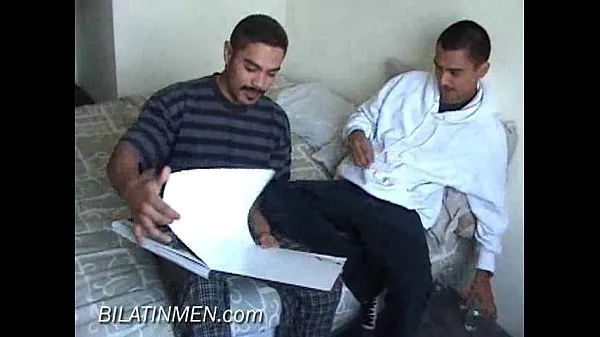 Hot Latino Gay Pissing Vidéos chaudes