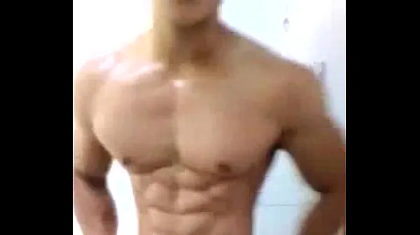 Vídeos quentes Asian Muscle CUm quentes