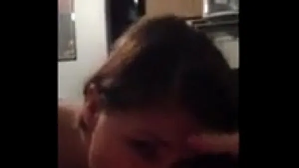 Kuumia girl blowjob lämmintä videota