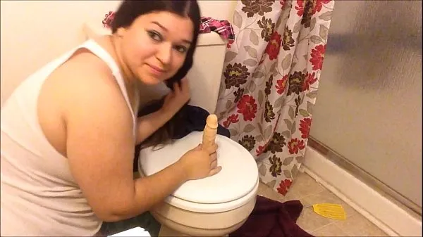 Horúce Whore Riding and Sucking in Bathroom teplé videá