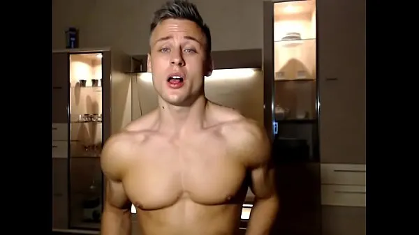 مقاطع فيديو ساخنة fit muscle guy دافئة