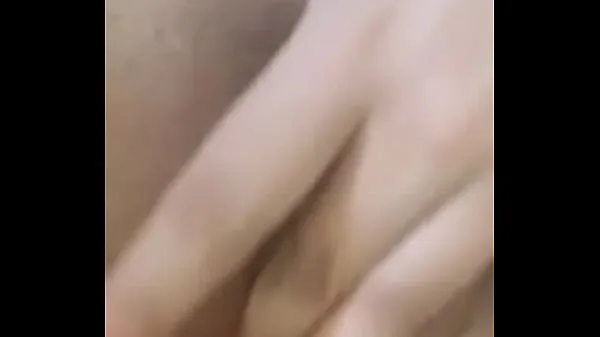 ホットな Fingering you horny bitch 温かい動画