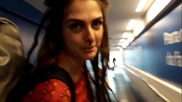 Menő Dread Hot masturbating her boyfriend on a plane meleg videók