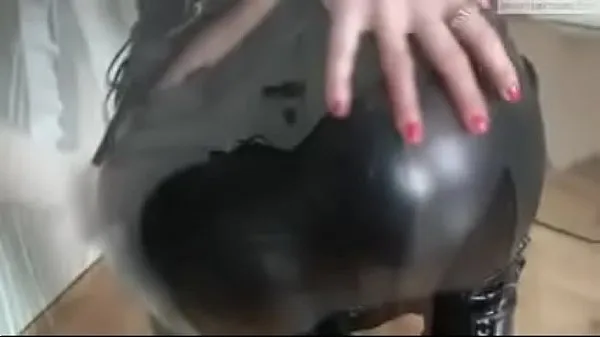 Gorące Woman use Leather Leggins and her friend, cum in her leather leggins ciepłe filmy