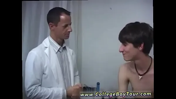 Foreskin boy gay sex video I sat on the table waiting for the doctor Video ấm áp hấp dẫn