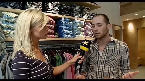 Hete SUPERDRY SEX SHOP warme video's