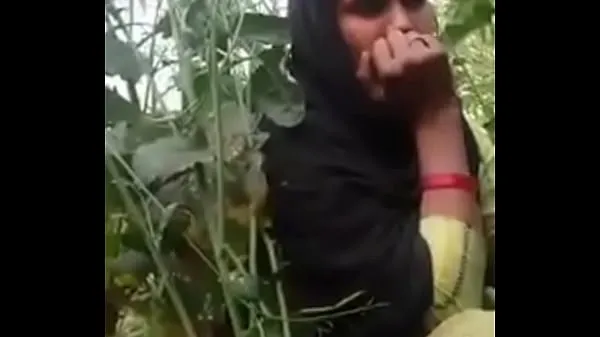 مقاطع فيديو ساخنة Indian girl xxx video sounds in hindi دافئة