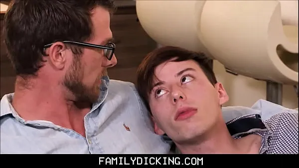 Menő Bullied Twink StepSon Pleasured By Stepdad After A Bad Day meleg videók