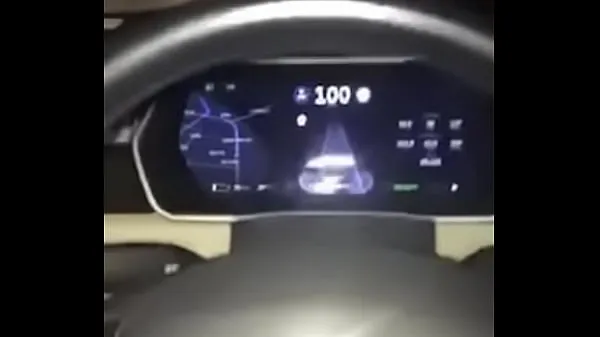 My girlfriend can’t stand to come directly in the car, autopilot Video hangat