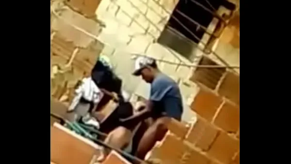 Video caldi I miei vicini che catturano nel balconecaldi