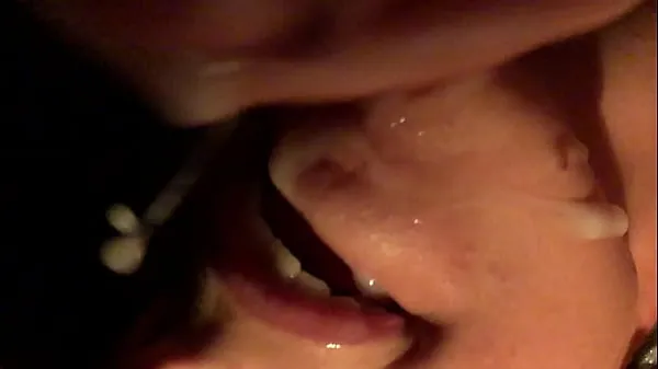 Vroči amateur teen cum in mouth topli videoposnetki