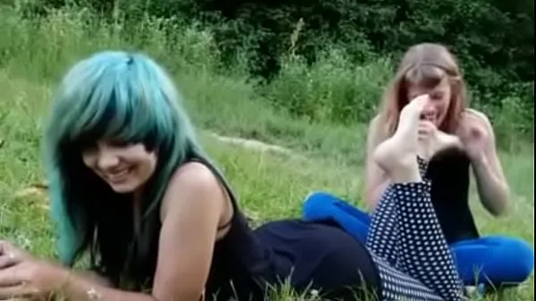 Sıcak two emo girls Sıcak Videolar