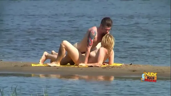 Horúce Video compilation in which cute y. are taking the sun baths totally naked and taking part in orgies on the beach from teplé videá