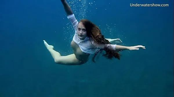 Hot Underwater romantic nude swimming warm Videos