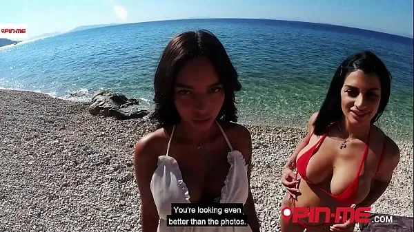 Горячие Солнечный тройничок с греческими красавицами Софией и Розойтеплые видео