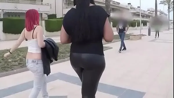 مقاطع فيديو ساخنة Black and white friend share a bunch of horny dudes دافئة