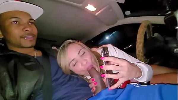 Žhavá Milf Bianca Naldy Talking To The Fans And Sucking The Cock In The Car zajímavá videa