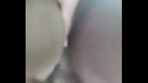 Video caldi La ragazza di 19 anni chiede di portarlo al snooze tiuzao penetra lentamente all'inizio per non spaventare e poi il vecchio ha messo tutto dentro la ragazza era molto delirantecaldi