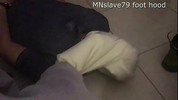 Footslave forced to suffer in FootHood Video ấm áp hấp dẫn