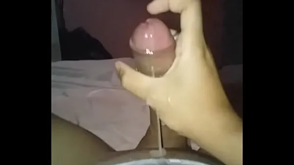 Hete Jacking off and cumming warme video's