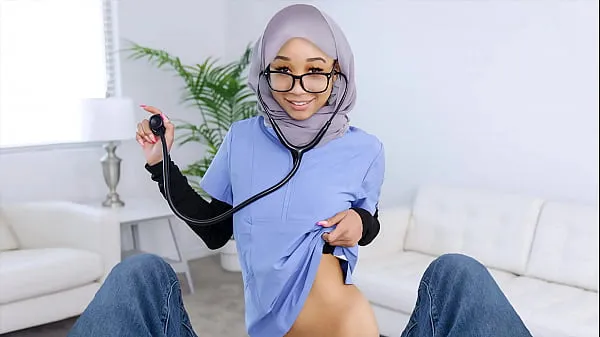 گرم Hijab Nurse Agrees to Let Her Patient Bang Her to Fully Examine His Sexual Performance! - Hijablust گرم ویڈیوز